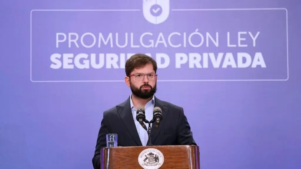 Presidente Gabriel Boric promulga Ley de Seguridad Privada. , redes sociales