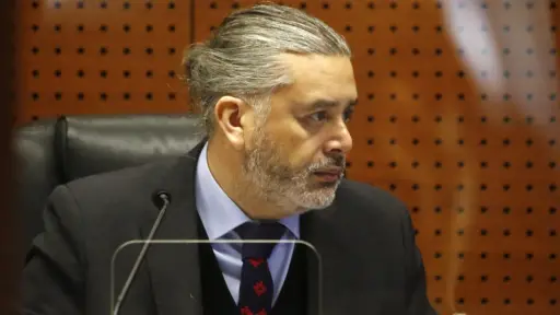 Corte de apelaciones instruye sumario contra juez Daniel Urrutia por autorización de beneficios de videollamadas a reos de alta seguridad