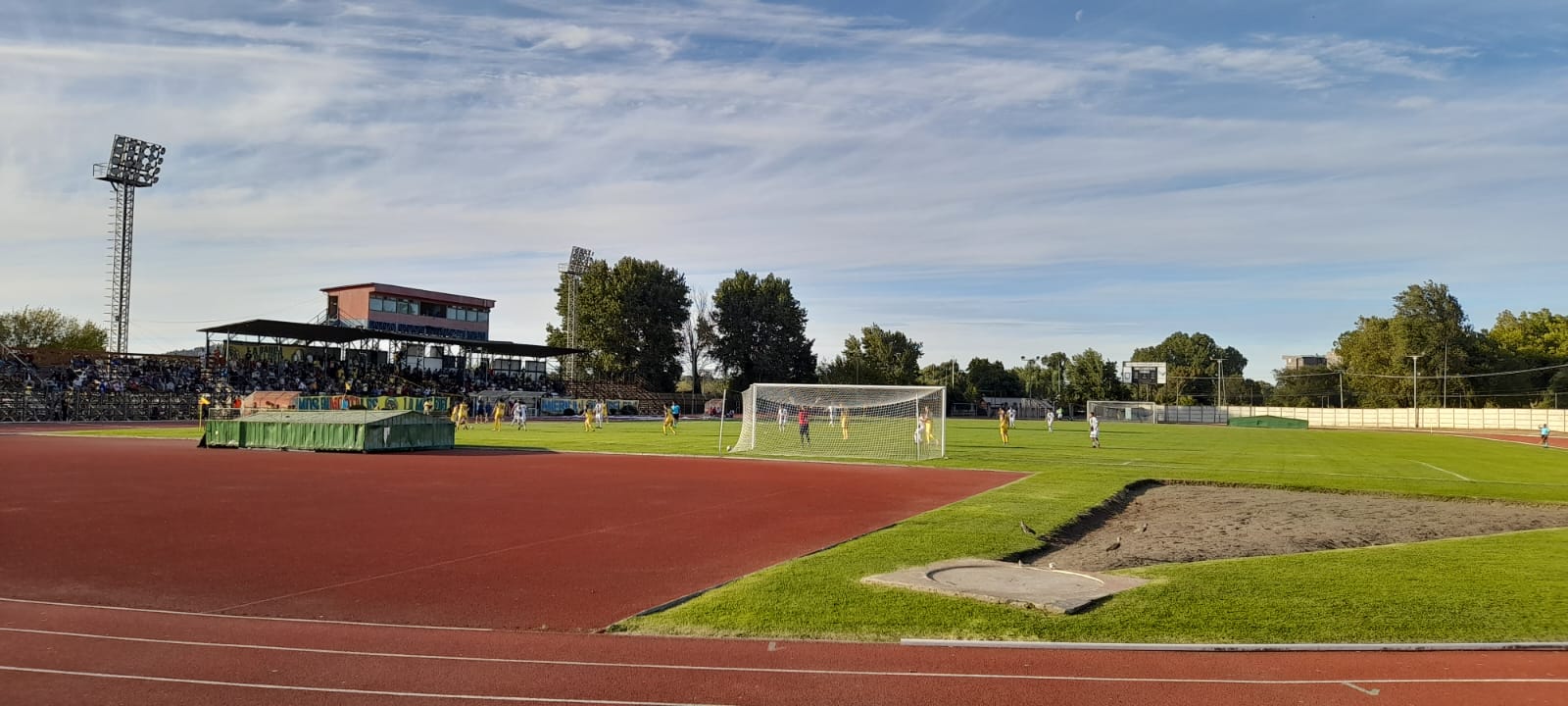 Un gran ambiente se vivió la jornada del domingo en el Estadio Municipal / La Tribuna