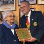 Hilda fue reconocida por su labor en el marco del 97° aniversario del Rotary Club Los Ángeles.  , Cedida 