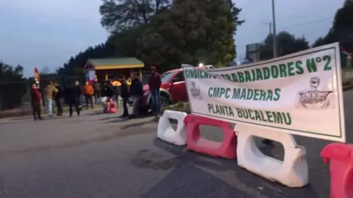 Trabajadores de Planta Bucalemu de Cabrero en huelga legal indefinida: piden mejoras salariales y bonos 