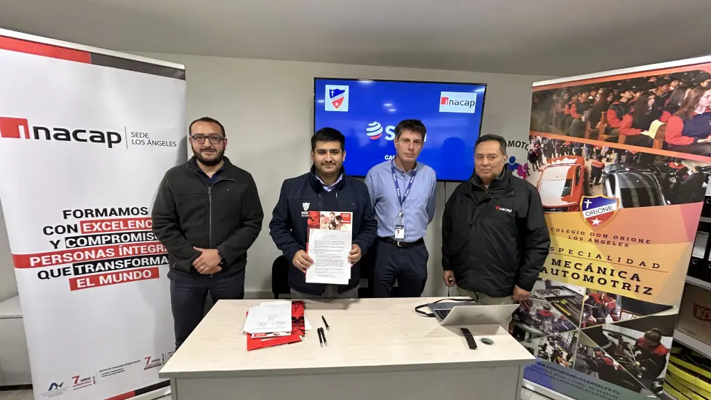 Firma de convenio en el marco del proyecto Cauce, INACAP