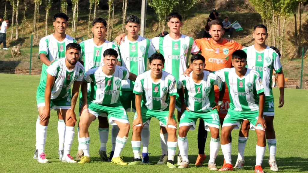 Los once de Deportes Laja Histórico en su primer partido del Campeonato de Tercera División B, Lajino.cl
