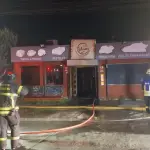 Incendio estructural afectó a panadería de Villa Galilea en Los Ángeles