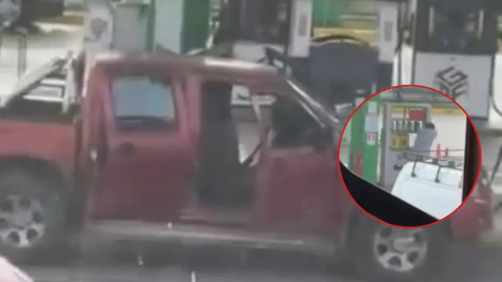  Reportan balacera en Centro Comercial de Monte Águila , Captura video