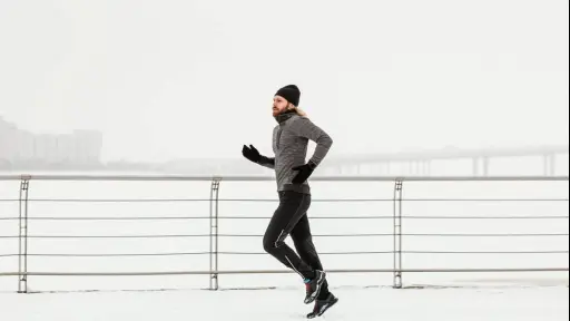Deporte y frío: Cómo compatibilizar la actividad física y la llegada del invierno