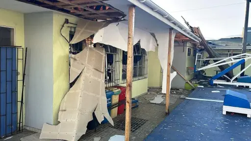 Explosión en colegio de Los Vilos deja 19 heridos: Una profesora y 18 estudiantes afectados