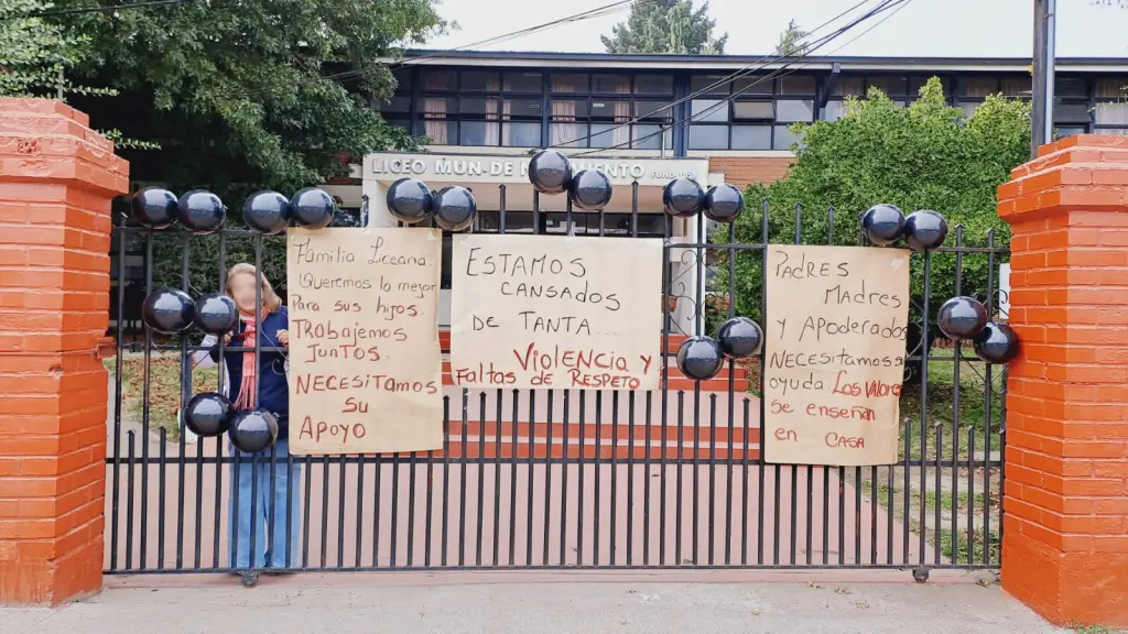 Protesta en Liceo de Nacimiento  | Cedida 
