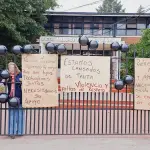 Profesores de Liceo de Nacimiento protestaron por la violencia escolar