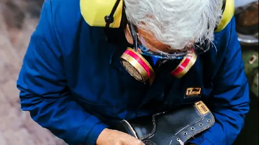 Empresarias de Biobío retoman tradición de fabricar y exportar zapatos Made in Chile