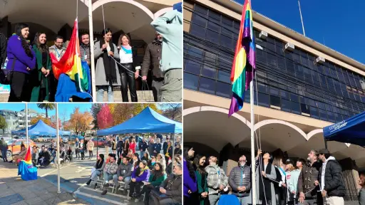 Realizan izamiento de la bandera LGBTIQ+ en la Plaza de Armas de Los Ángeles