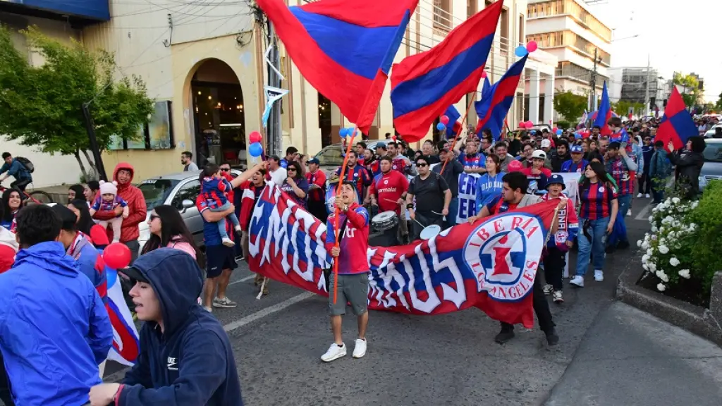 Marcha por Iberia, Archivo La Tribuna