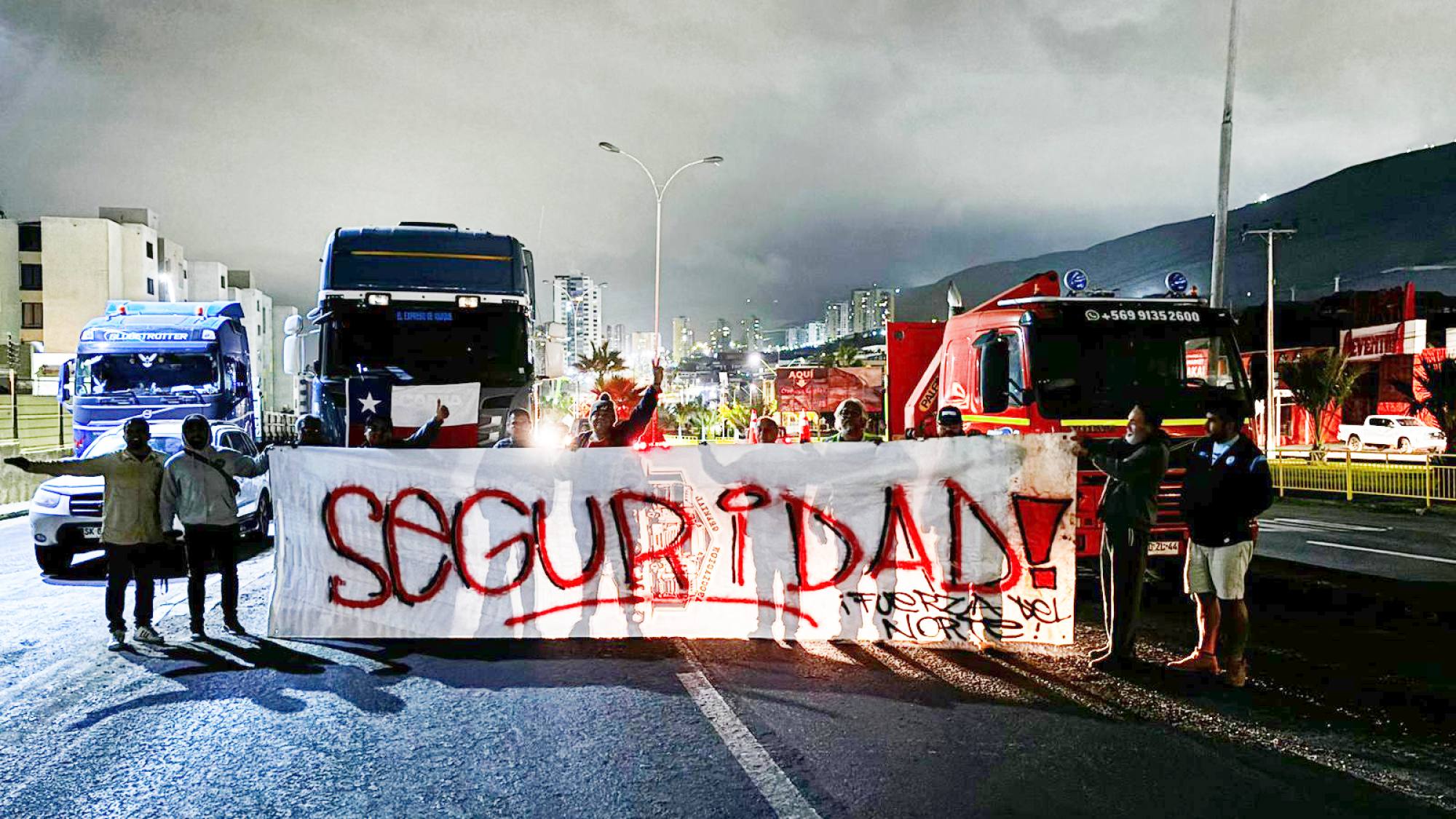 Comienza paro nacional de camioneros Exigen seguridad vial y medidas