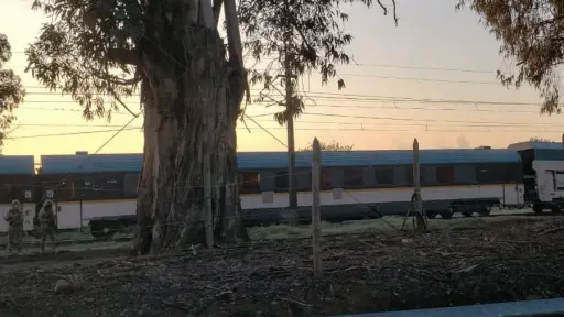 Tren Santiago-Temuco se descarriló en La Araucanía durante su viaje inaugural