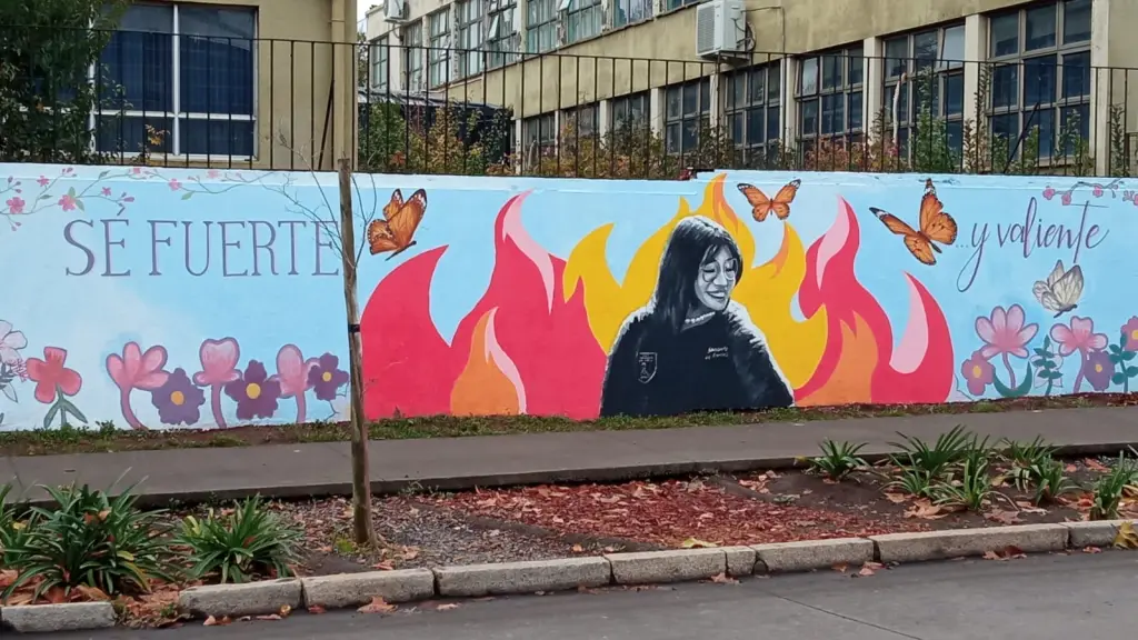 “Fuerte y valiente”: El significado de mural en honor a María Jesús 