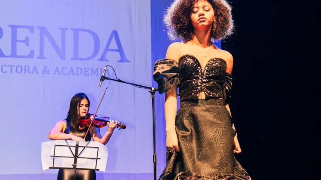 Desfile academia Urenda 3 |  Jerson Arriata