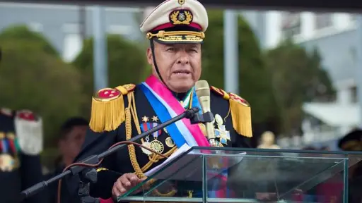  Tanquetas y militares se replegaron tras fracaso de Golpe de Estado en Bolivia: General fue detenido tras intentona