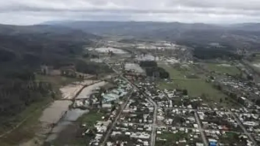 Vientos tornádicos podrían registrarse este sábado en la provincia de Biobío