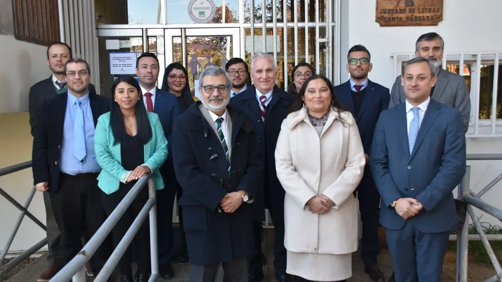 Durante su visita en la zona, Mauricio Silva compartió con jueces y funcionarios de los Juzgados de Letras y Garantía de Santa Bárbara, Mulchén y Laja., Poder Judicial