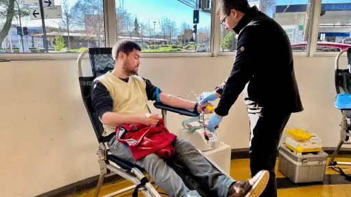 Bomberos y sus familiares se unen a operativo de donación de sangre
