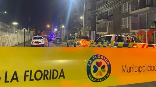 Menor muere al caer de un séptimo piso en La Florida: Estuvo solo por más de una hora