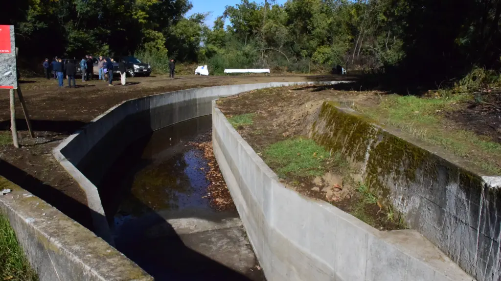 Los canalistas de Duqueco Cuel empezaron a intervenir el acueducto en 2015, recuperando agua, que según los usuarios se ha notado con las mejoras aplicadas en el tiempo.
