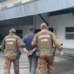 Detenido por carabineros, Redes sociales