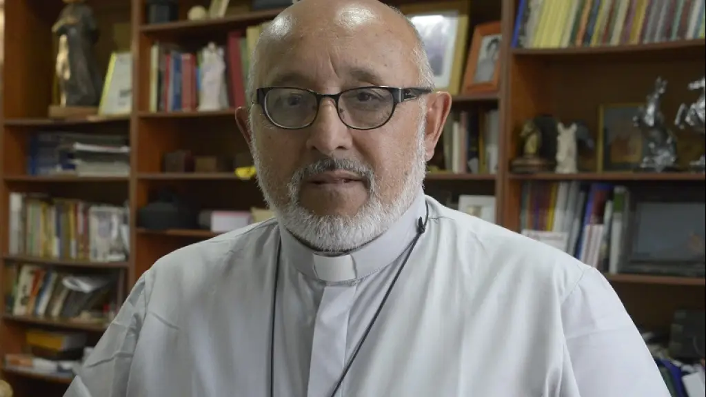 Padre Gustavo Valencia, Cedida