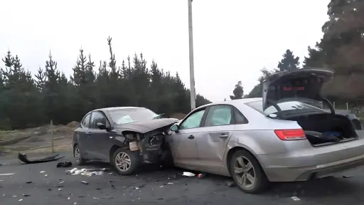 Colisión frontal en ruta a Cerro Colorado en Los Ángeles dejó un lesionado