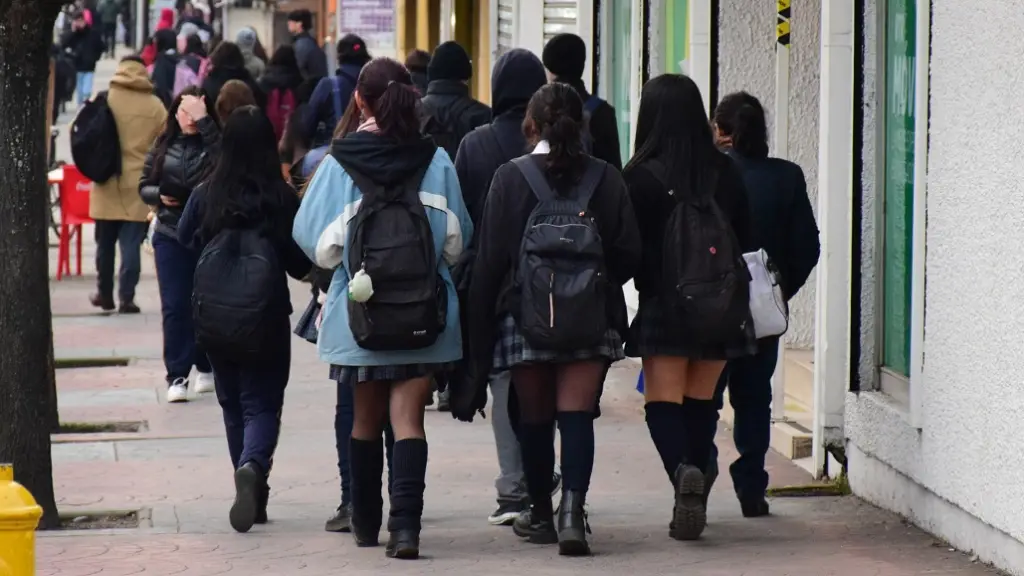 Estudiantes, Archivo La Tribuna