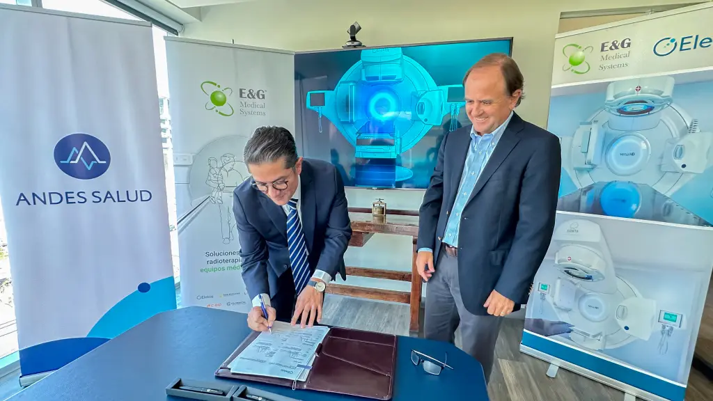 Firma de convenio Andes Salud.