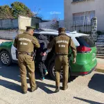 Detenido por carabineros, Carabineros