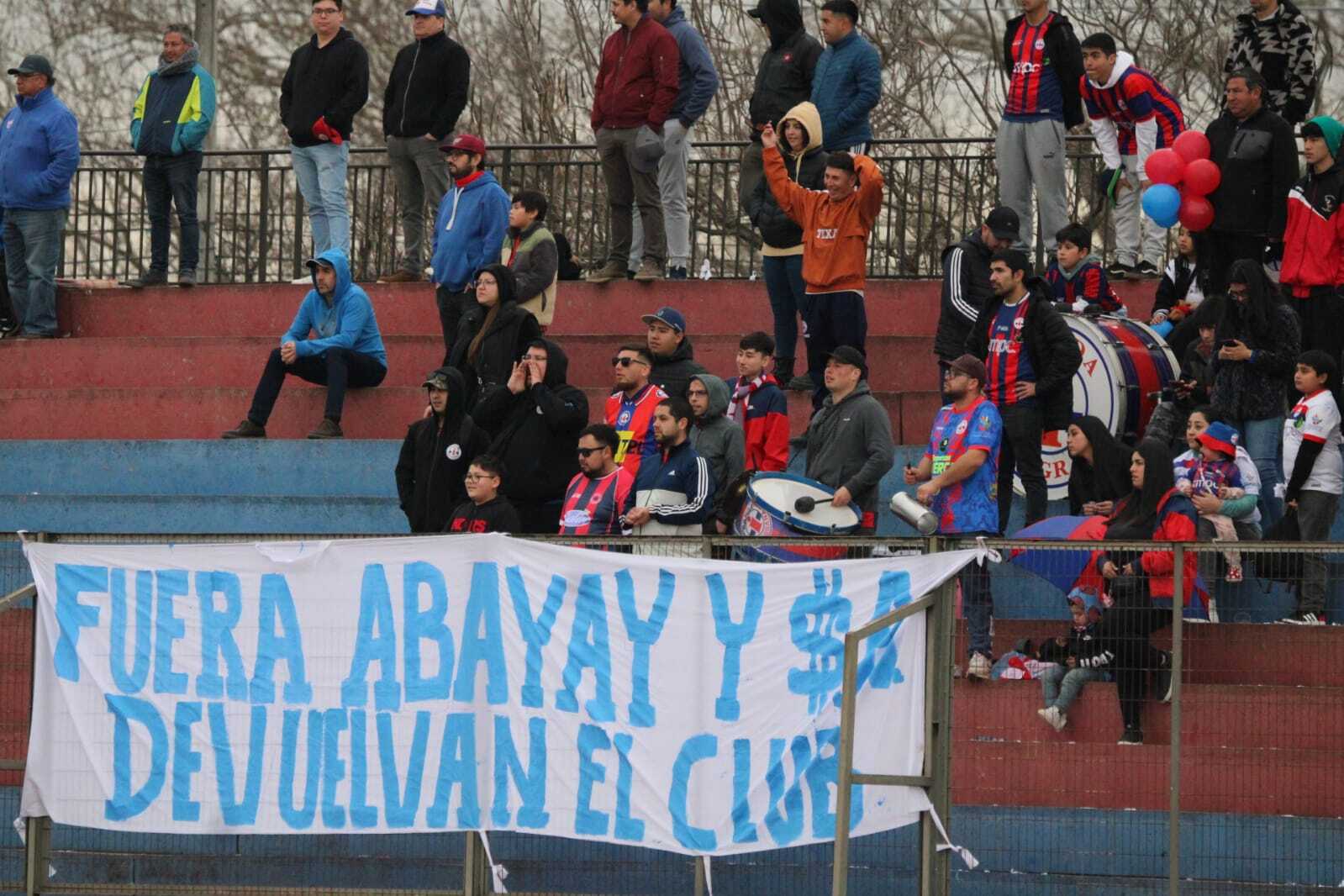 La hinchada se hizo sentir / La Tribuna