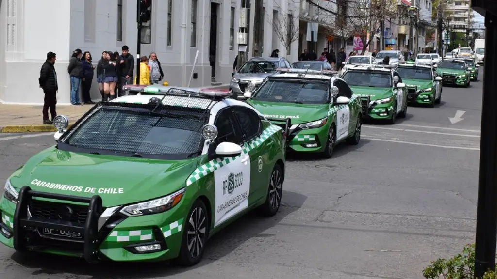 Patrullas de carabineros  / La Tribuna