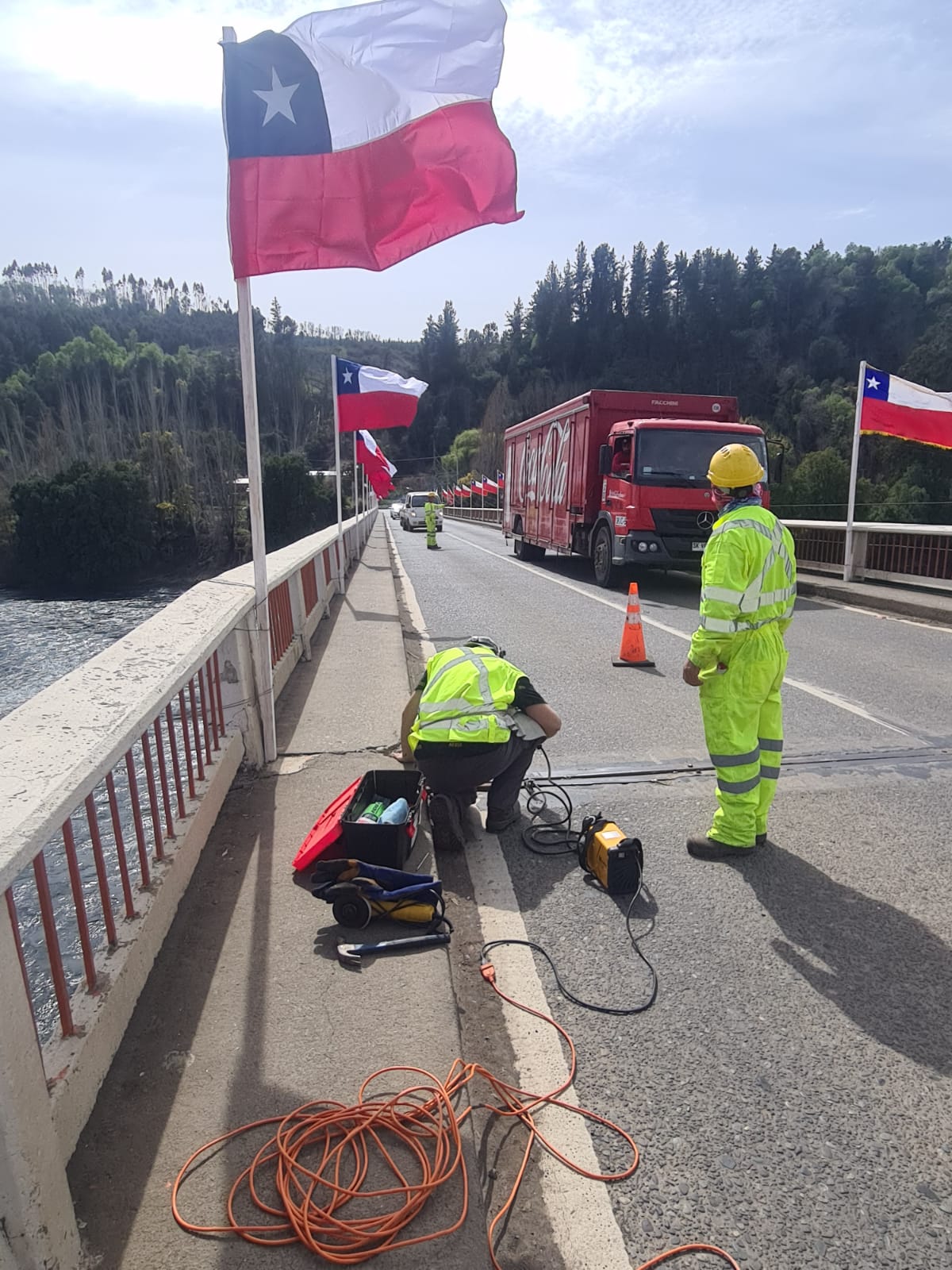 Reparación provisoria en puente Quilaco / MOP Biobío