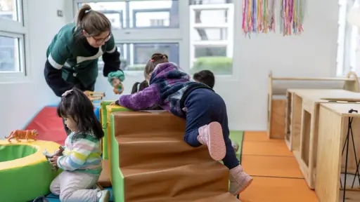 Gobierno apunta a reducir brechas de empleo femenino con Ley de Sala Cuna y mejoras en educación parvularia