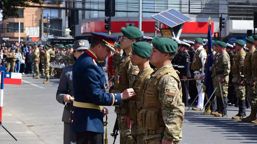 Desfile Parada Militar Los Ángeles 02 | Fredy Muñoz | La Tribuna