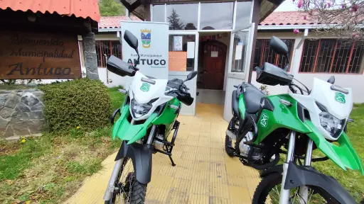 Antuco refuerza los patrullajes policiales con la adquisición de motocicletas para carabineros