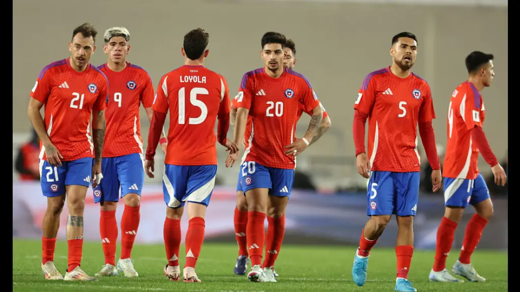 Chile desarmado pierde el rumbo, cayendo ante Bolivia, Cedido