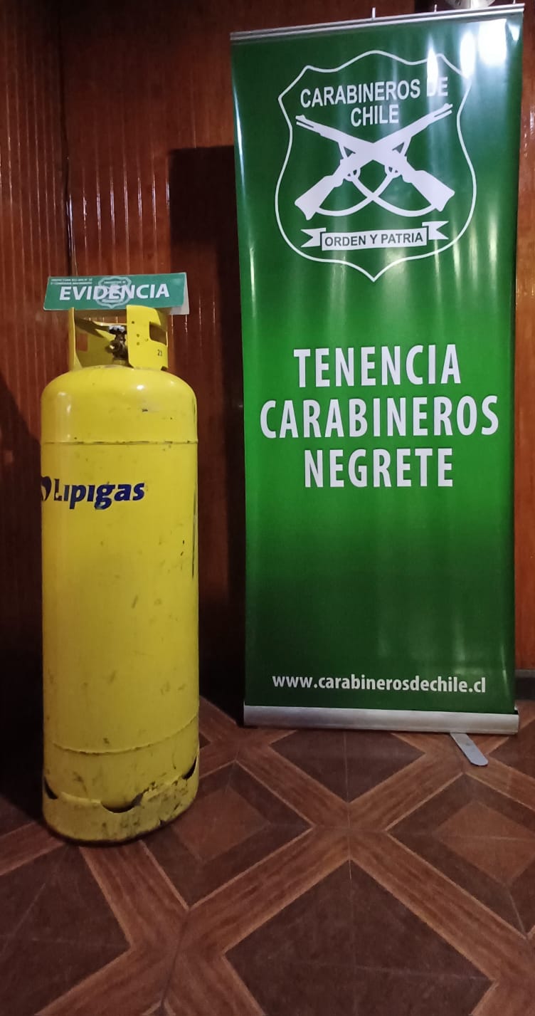 Robo de cilindro de gas en Negrete / Carabineros