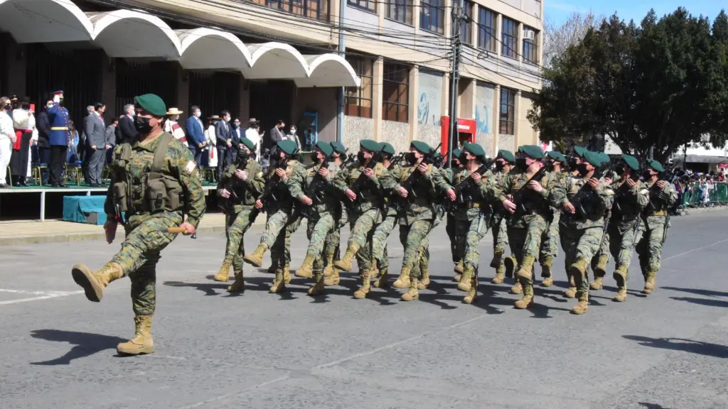 Parada Militar, La Tribuna