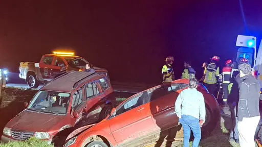 Nacimiento: Cuatro lesionados tras choque de vehículos en la Ruta de La Madera