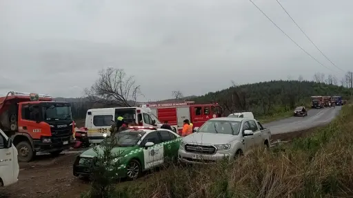 Colisión entre vehículo menor y camión dejó dos heridos en Nacimiento