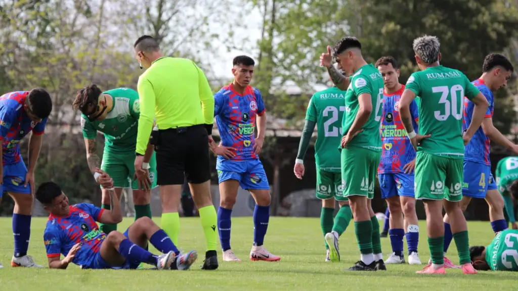 Todos los goles del partido se anotaron en el segundo tiempo, La Tribuna