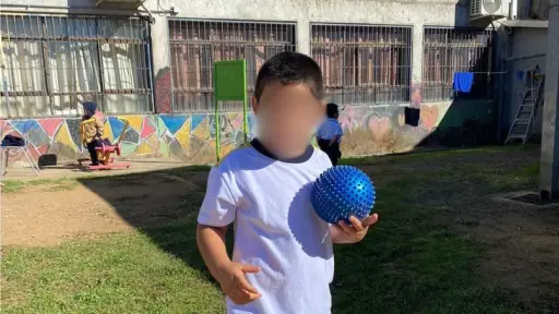 Familia de Enzo busca reunir fondos para tratamiento en España contra tumor cerebral 