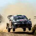 En la clasificación general, Evans se consolida como líder, extendiendo su ventaja a 7.1 segundos sobre el estonio Ott Tänak., x | @OfficialWRC