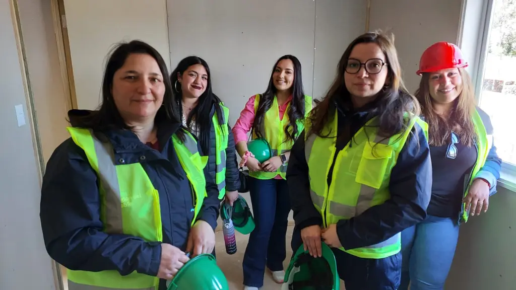 Presidenta de Comité Unidos por un Sueño expresó su alegría por el avance de las obras