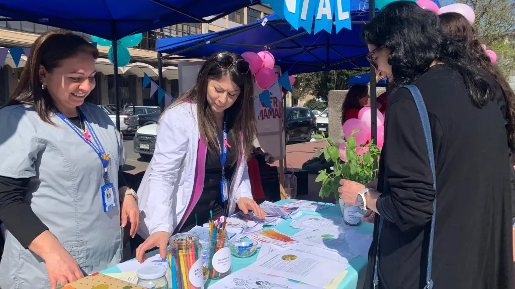 La primera Feria de Salud Rural se realizó en la plaza de armas de Los Ángeles, La Tribuna
