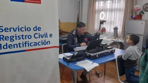 Más de 50 niños obtienen su primera Cédula de Identidad en Jardín Infantil Mi Gran Mundo de Los Ángeles