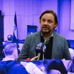 s, La Tribuna